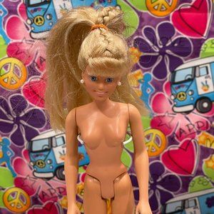 Hasbro Vintage 1987 Blonde Maxie Doll with Earrings 12"